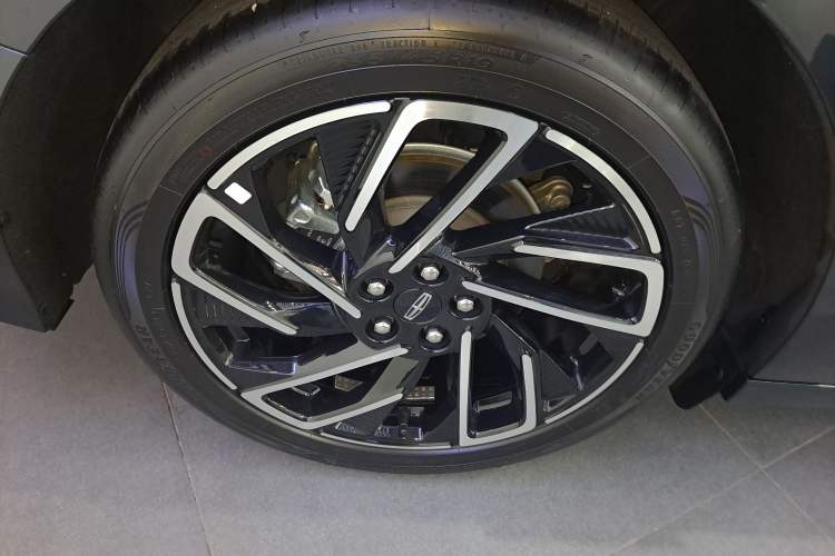 Used Lincoln Z 2022 iKoo Centennial Limited Edition Exterior 5