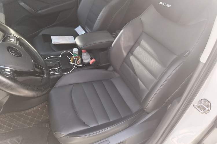 Used Volkswagen Tharu 2022 280TSI Two-Wheel-Drive Luxury Edition