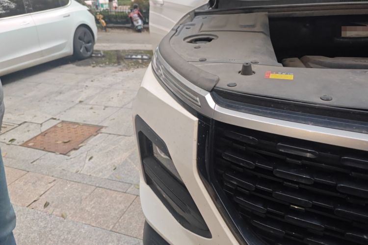 Used Baojun 530 2020 1.5T Manual Comfort Version 5 Seats Right Front Headlight