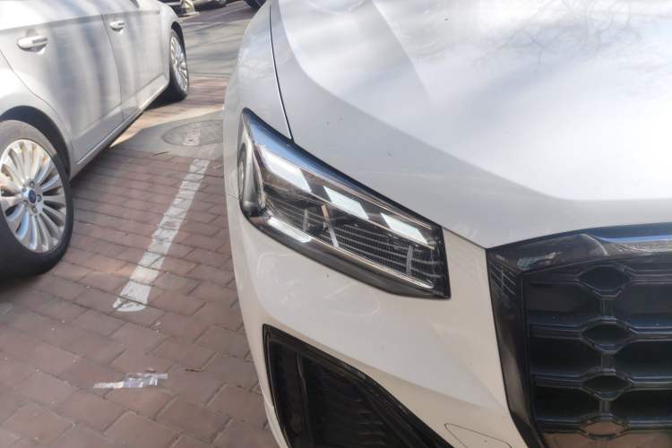 Used Audi Q2L 2023 35TFSI Fashion Dynamic Model Right Front Headlight