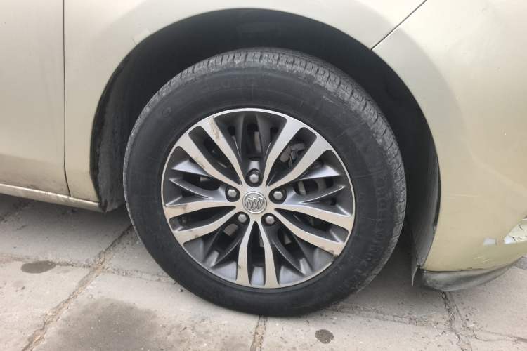 Used Buick GL8 2017 ES 28T Luxury Model China V Standard
