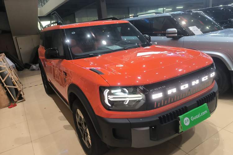 Used Ford Bronco 2026 Model Ink Diamond Range-Extended Exterior 1