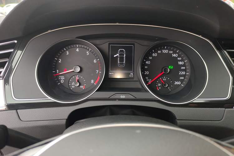 Used Volkswagen Magotan 2017 330TSI DSG Leading Model Instrument Cluster