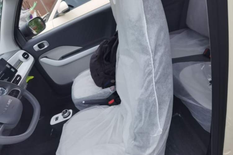 Used Geely Galaxy Panda 2025 210 km – Yuanqi Bear Left Rear Seat