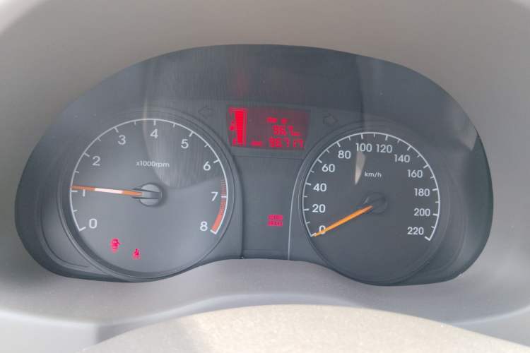 Used Hyundai Verna (older generation) 2010 Sedan 1.4L Manual Comfort GS