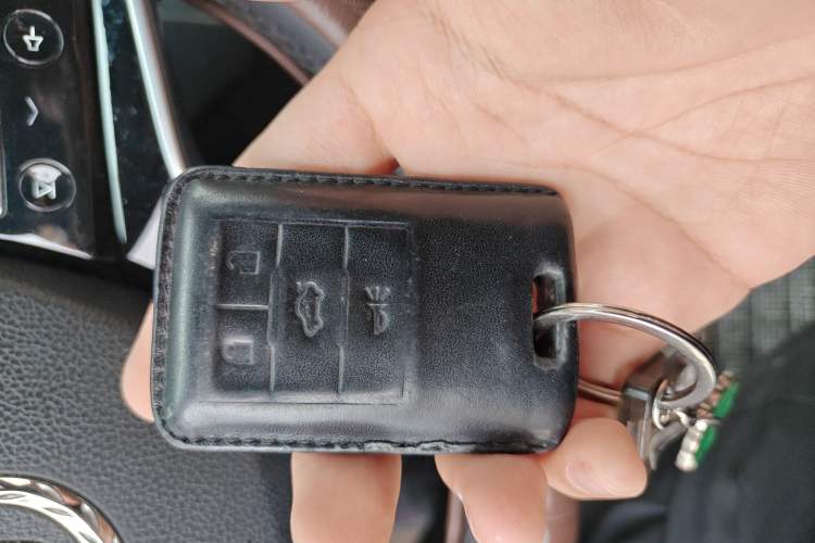 Used Cadillac SRX 2014 3.0L Comfort Model
