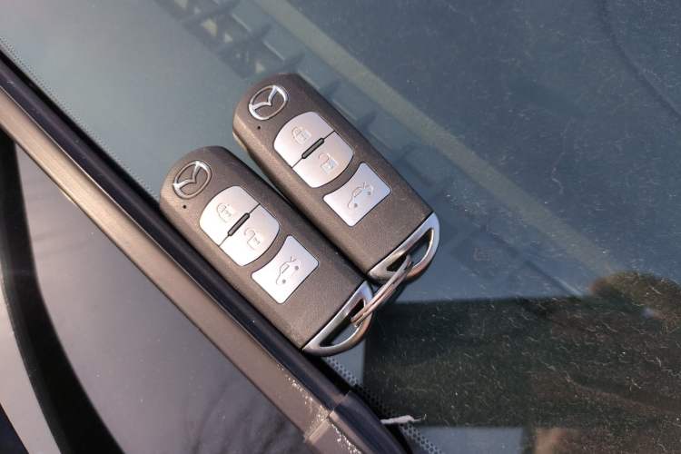 Used Mazda Mazda 3 Axela 2017 Sedan 1.5L Automatic Luxury Model Emission Standard China V