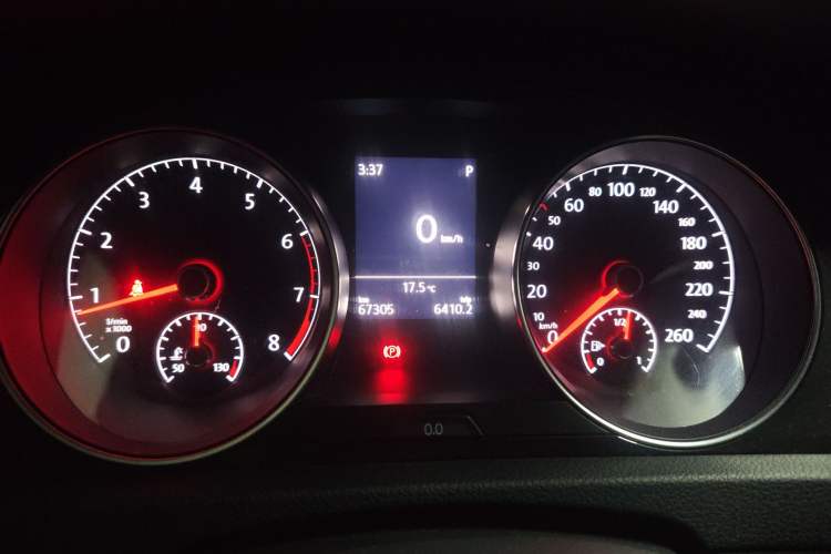 Used Volkswagen Golf 2016 1.6L Automatic Comfort Model Instrument Cluster