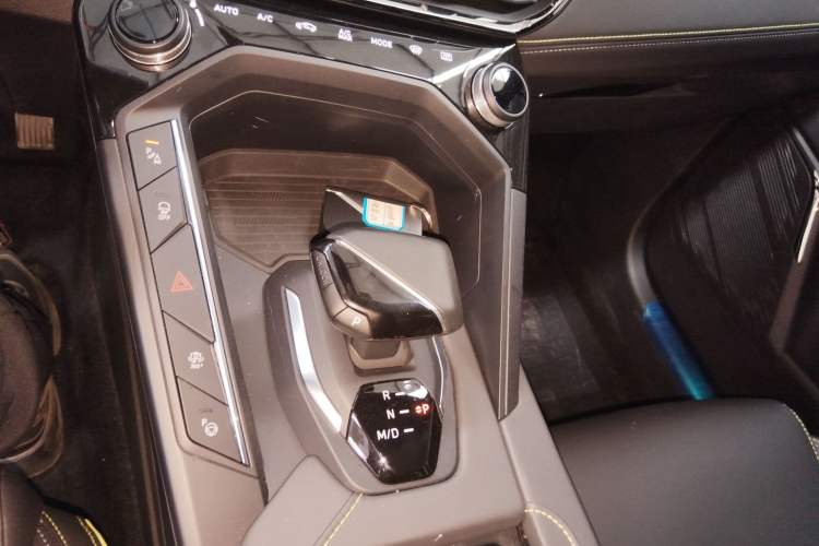 Used Lynk & Co 06 2023 Remix 1.5T Dynamic Halo
