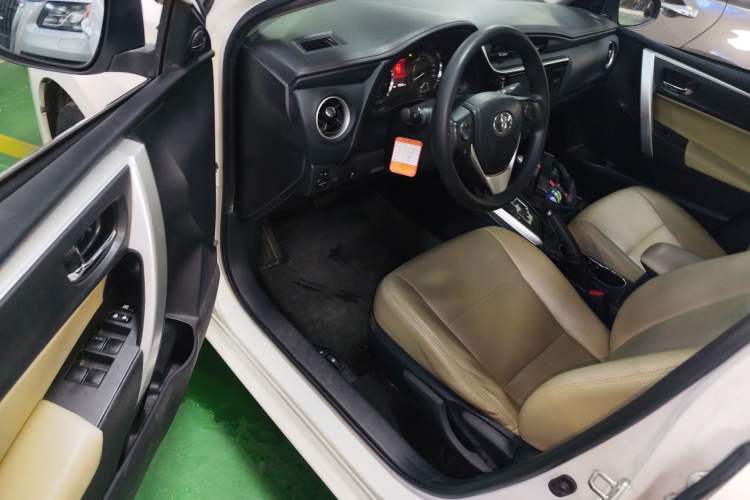 Used Toyota Corolla 2017 Revised Version 1.2T S-CVT GL-i Driver Seat