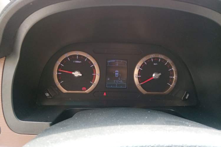 Used FORTHING Lingzhi 2019 V3 1.6L 2-Seat Standard Model China VI
