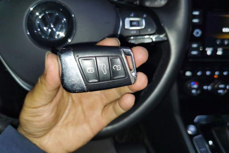 Used Volkswagen Magotan 2019 330TSI DSG Luxury Version China VI Standard