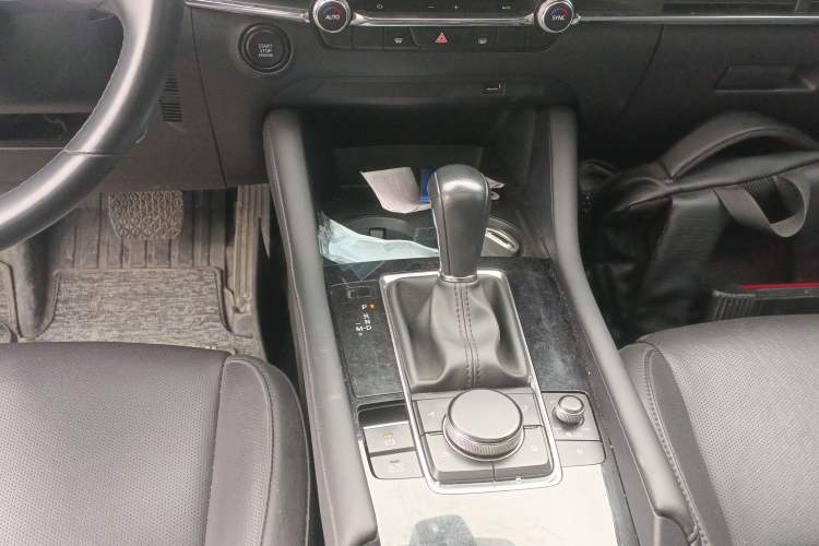 Used Mazda 3 Axela 2021 2.0L Automatic Zhiyao Edition
