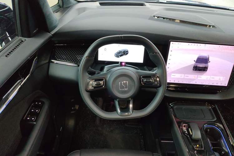 Used Zeekr 009 2024 7-Seater Aisle Version 108 kWh Steering Wheel