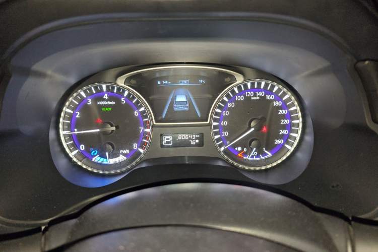 Used Infiniti QX60 2018 2.5 S/C Hybrid Two-Wheel-Drive Champion Family Edition Instrument Cluster