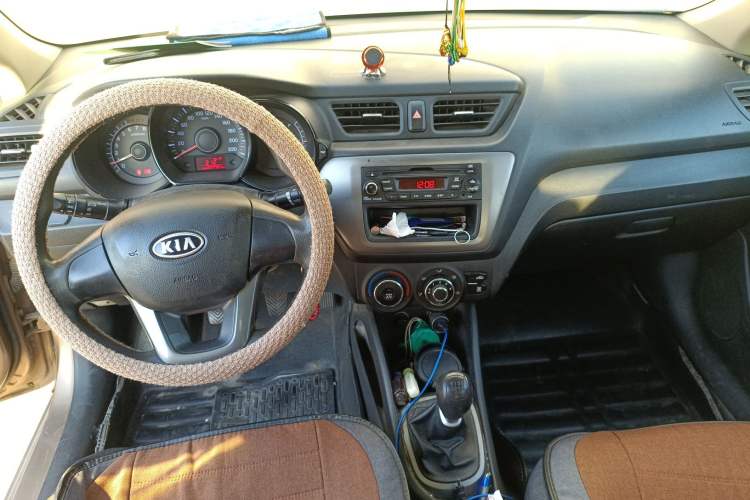 Used Kia K2 2012 Sedan 1.4L MT GL Commemorative Edition
