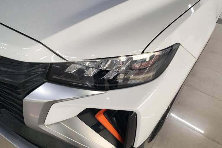 Used Geely Auto Emgrand X7 Sport 2022 Boyue X 1.8TD DCT ZhiZun Edition
