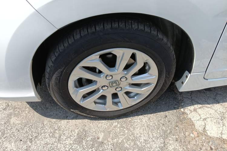 Used Honda Fit 2018 1.5L CVT Comfort Version Left Front Wheel Hub