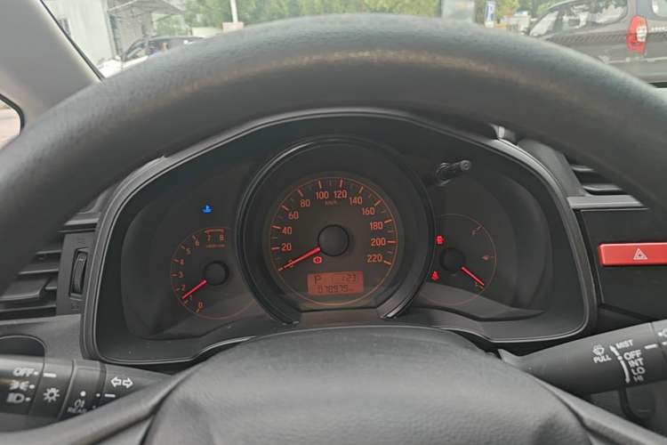 Used Honda Fit 2016 1.5L LX CVT Comfort Model
