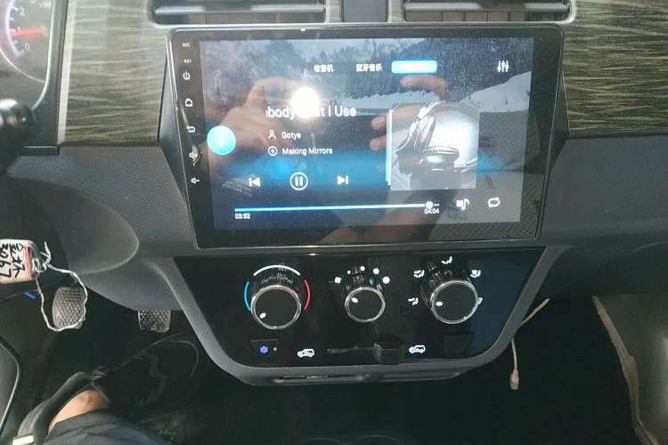 Used Jinbei Hiace X30 2023 1.5L Super-Enjoyment Van 2/5 Seats Non-Air-Conditioned Version SWC15M