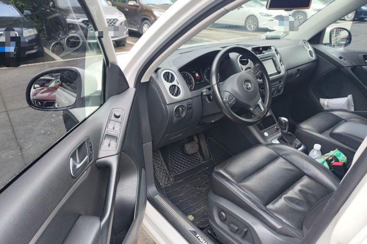 Used Volkswagen Tiguan 2015 1.8TSI Automatic All-Wheel-Drive Luxury Model