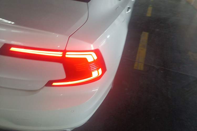 Used Volvo S90 2021 B5 Zhiyuan Luxury Edition
