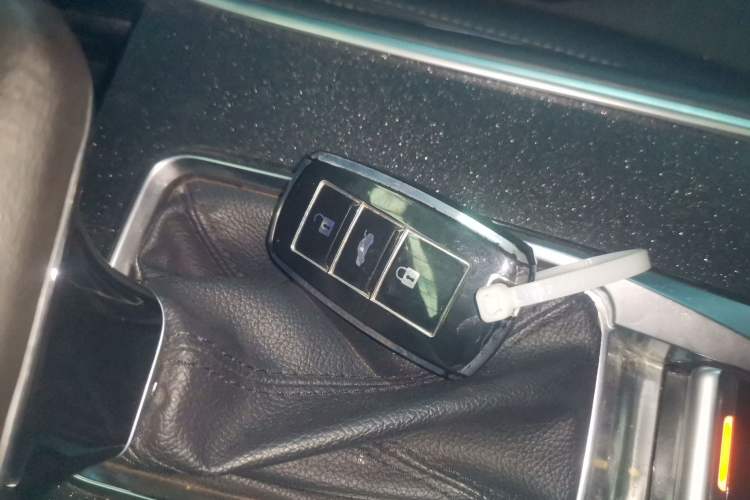 Used Changan CS75 2021 Honor Million Edition 280T DCT Luxury Model
