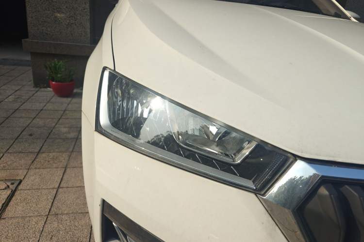 Used Skoda Rapid Spaceback 2020 1.5L Automatic Comfort Edition
