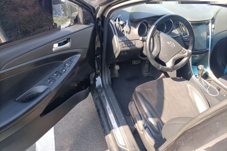 Used Hyundai Sonata 2011 2.0L Automatic Leading Edition