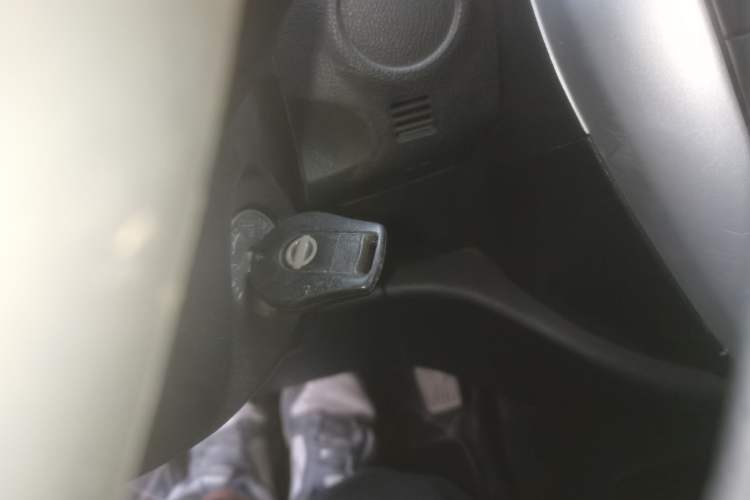 Used Nissan Sunny 2014 1.5XE Manual Elite Edition Vehicle Key