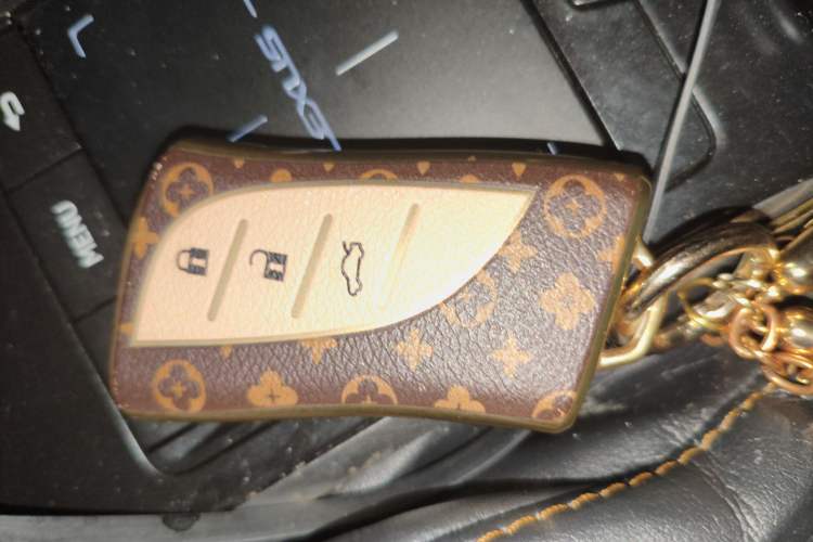 Used Lexus UX 2020 260h Explore & Adventure Edition