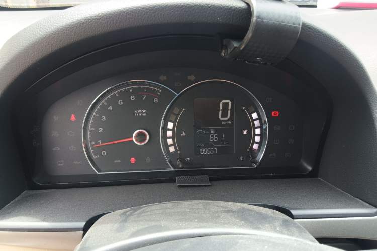 Used Roewe 350 2013 350S 1.5L Manual Xunchi Edition Instrument Cluster