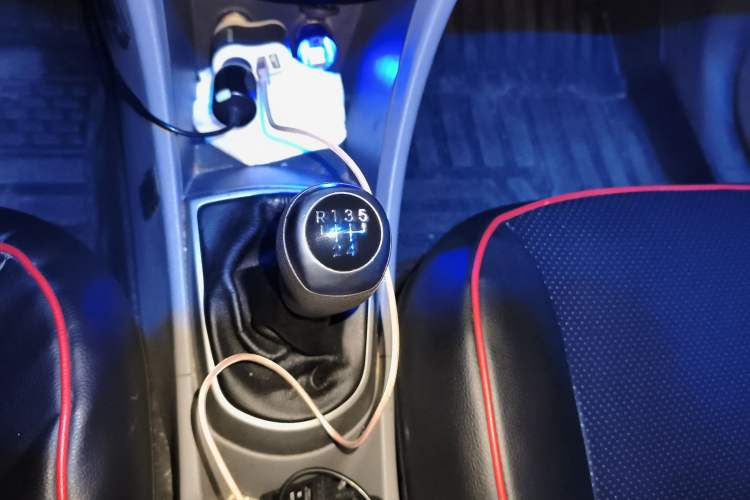 Used Hyundai Verna (older generation) 2014 1.4L Manual Smart GLS Trim
