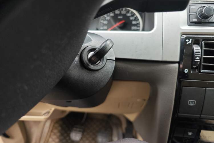 Used Volkswagen Santana Vista 2008 1.8L Manual Sishang Model Vehicle Key