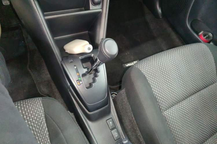 Used Toyota Vios FS 2017 1.5L CVT Fengchi Edition Gear Lever