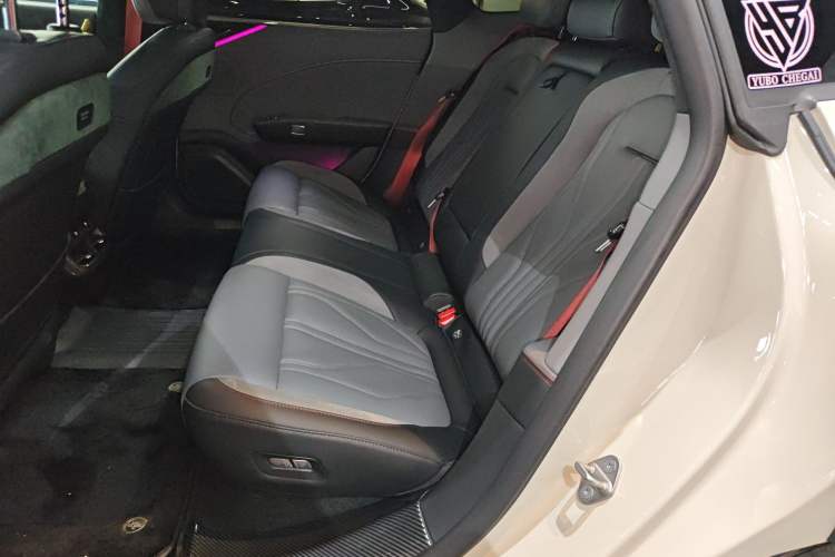 Used Zeekr 007GT 2025 Long-Range All-Wheel-Drive Intelligent Driving Version 100 kWh
