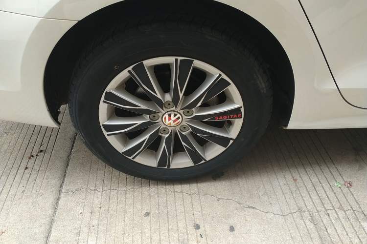Used Volkswagen Sagitar 2014 Revised Version 1.6L Automatic Comfort Edition
