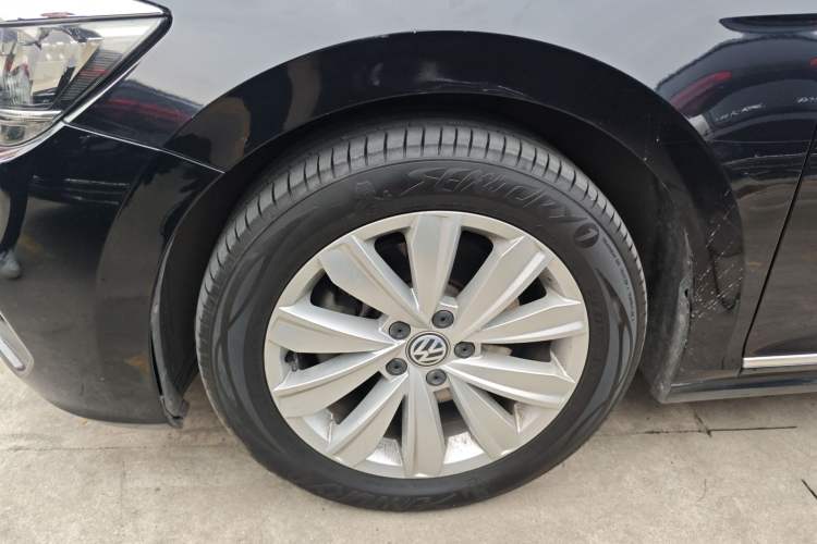 Used Volkswagen Passat 2020 330TSI Elite Edition China VI Left Front Wheel Hub