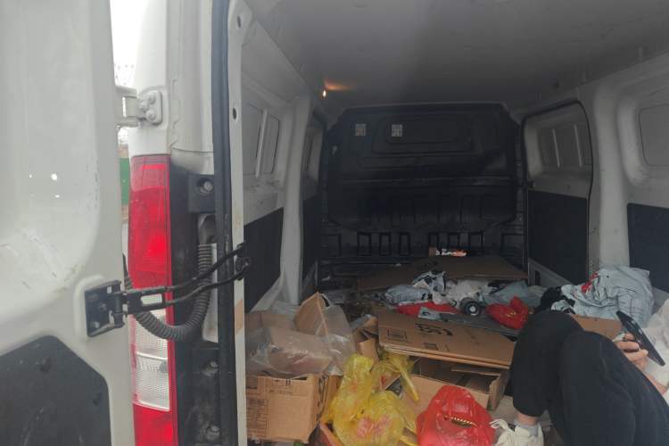 Used Ruichi EC75 2023 Pioneer Model I 41.85 kWh