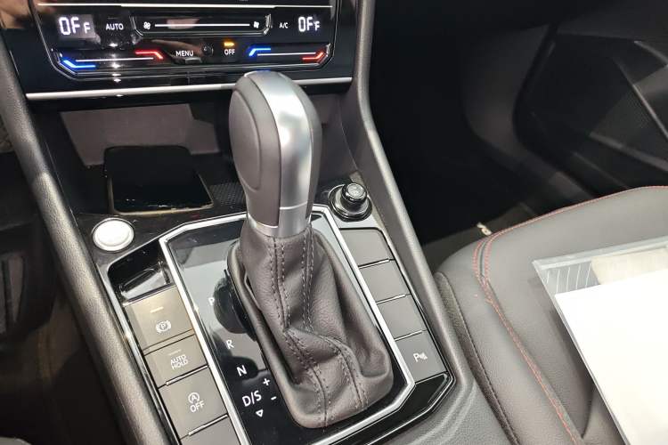 Used Volkswagen Lavida 2024 300TSI DSG Starry Sky Leading Edition Gear Lever