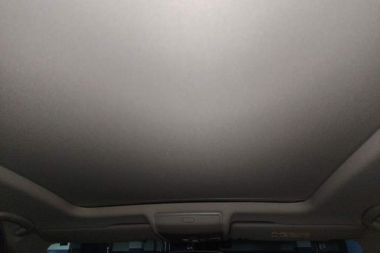 Used Volkswagen Tiguan L 2022 330TSI Automatic Two-Wheel Drive R-Line Enhanced Edition