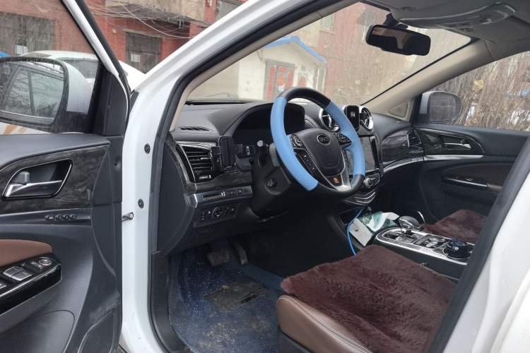 Used BYD Tang New Energy 2015 2.0T Four-Wheel-Drive Flagship Model Driver Seat