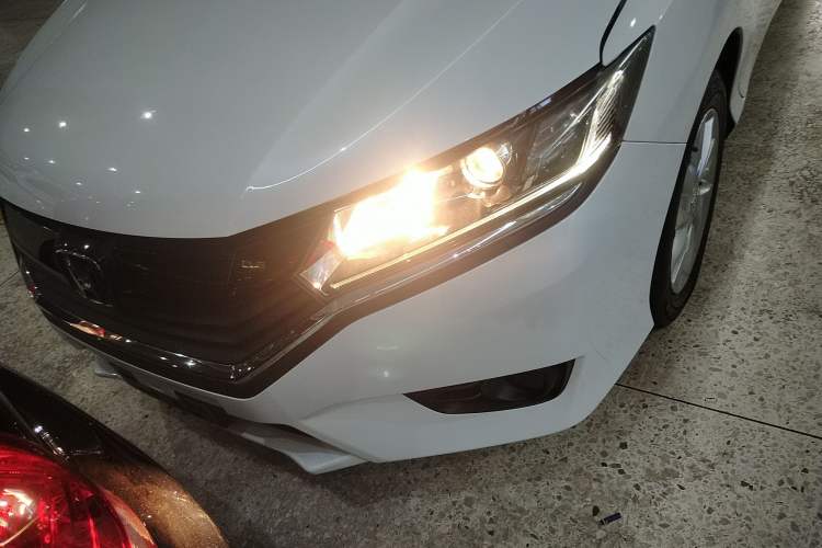 Used Honda Greiz 2016 1.5L CVT Classic Edition
