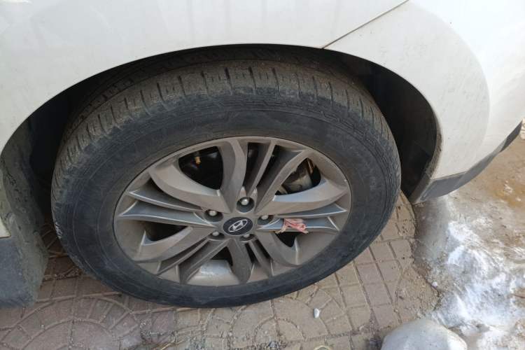 Used Hyundai ix35 2015 2.0L Automatic 2WD Smart Version China V Standard
