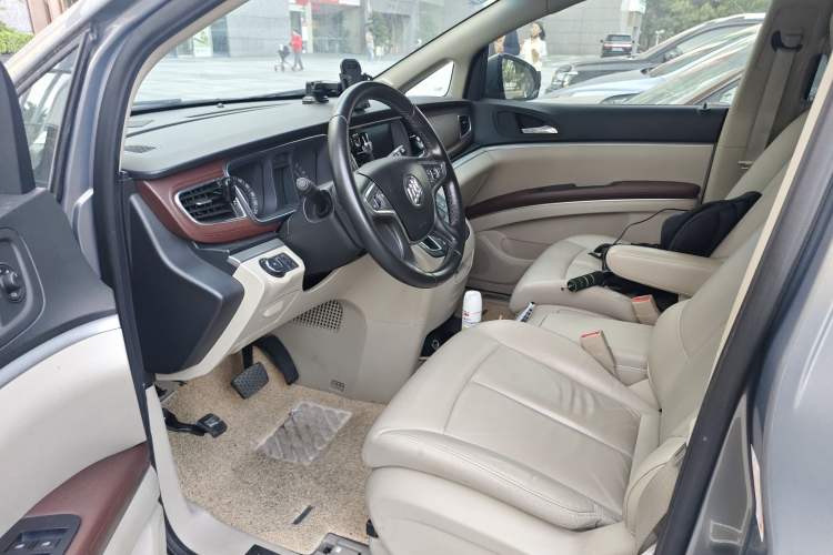 Used Buick GL8 2018 28T Prestige Version China VI Standard