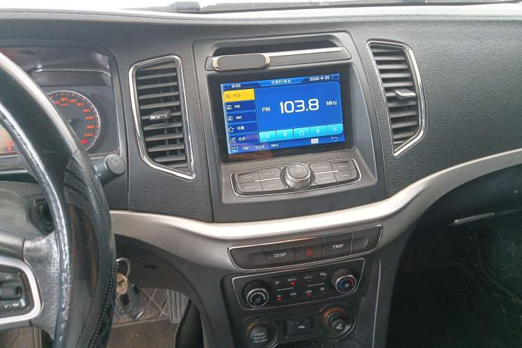 Used Geely Auto Vision 2017 1.5L Manual Happiness Edition Audio And AC Panel