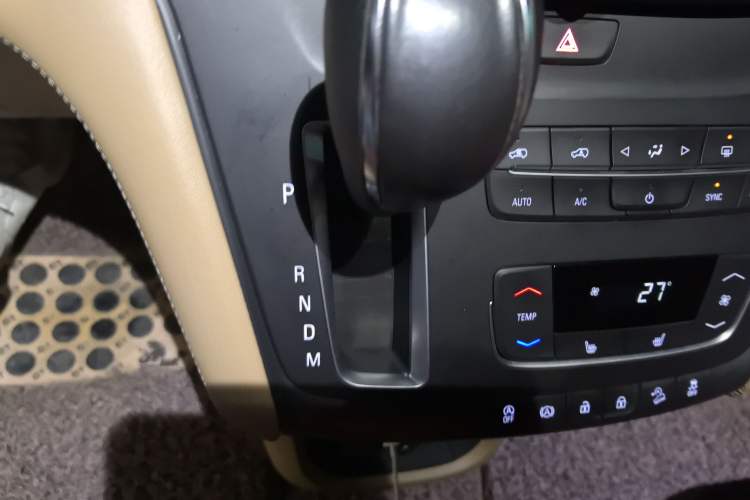 Used Buick GL8 2018 ES 28T Premium Model China VI Standard