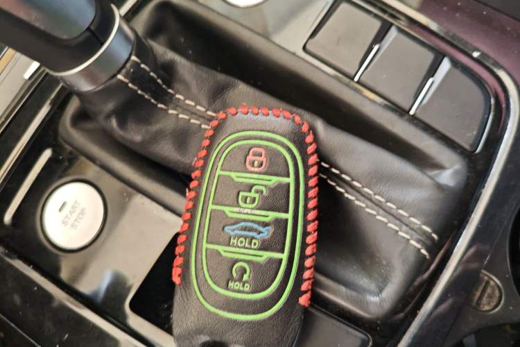 Used Hongqi H5 2019 30TD Dynamic Edition Vehicle Key