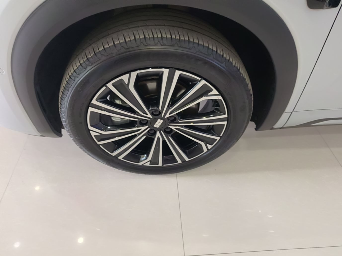 Geely Galaxy Xingjian 7 EM-i 2026 Model 135km Starship Version — снимка 10