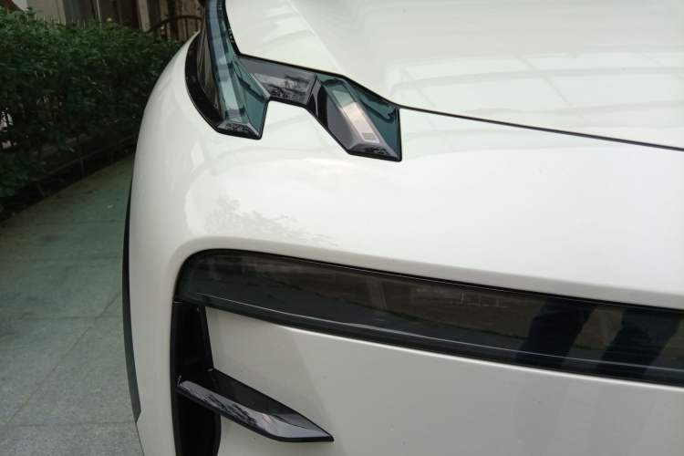 Used Zeekr X 2025 5-Seater Rear-Drive Version Right Front Headlight